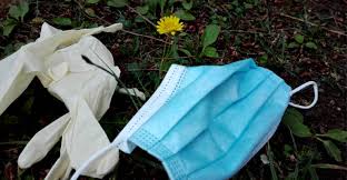 Abbandono mascherine e guanti